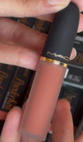 M.A.C LIPGLOSS